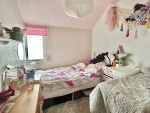 Bedroom 4- click for photo gallery